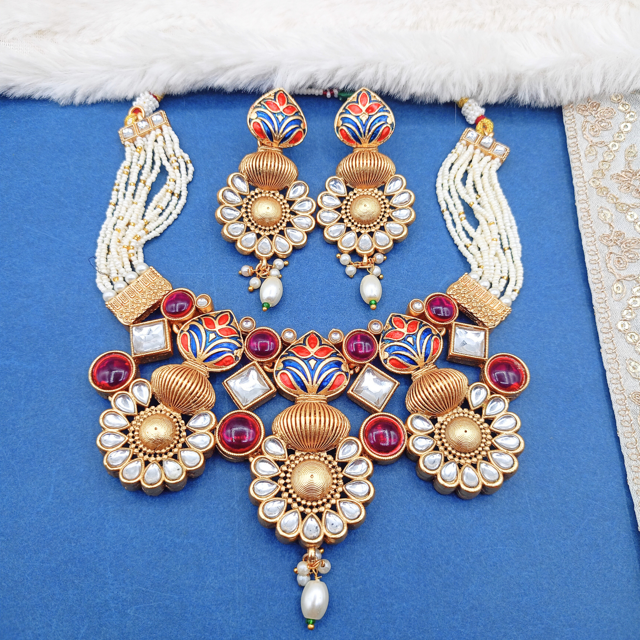 Sonakshi Matte Gold HasadiC hoker Set - Elegant Rajputi Jewellery for Timeless Beauty