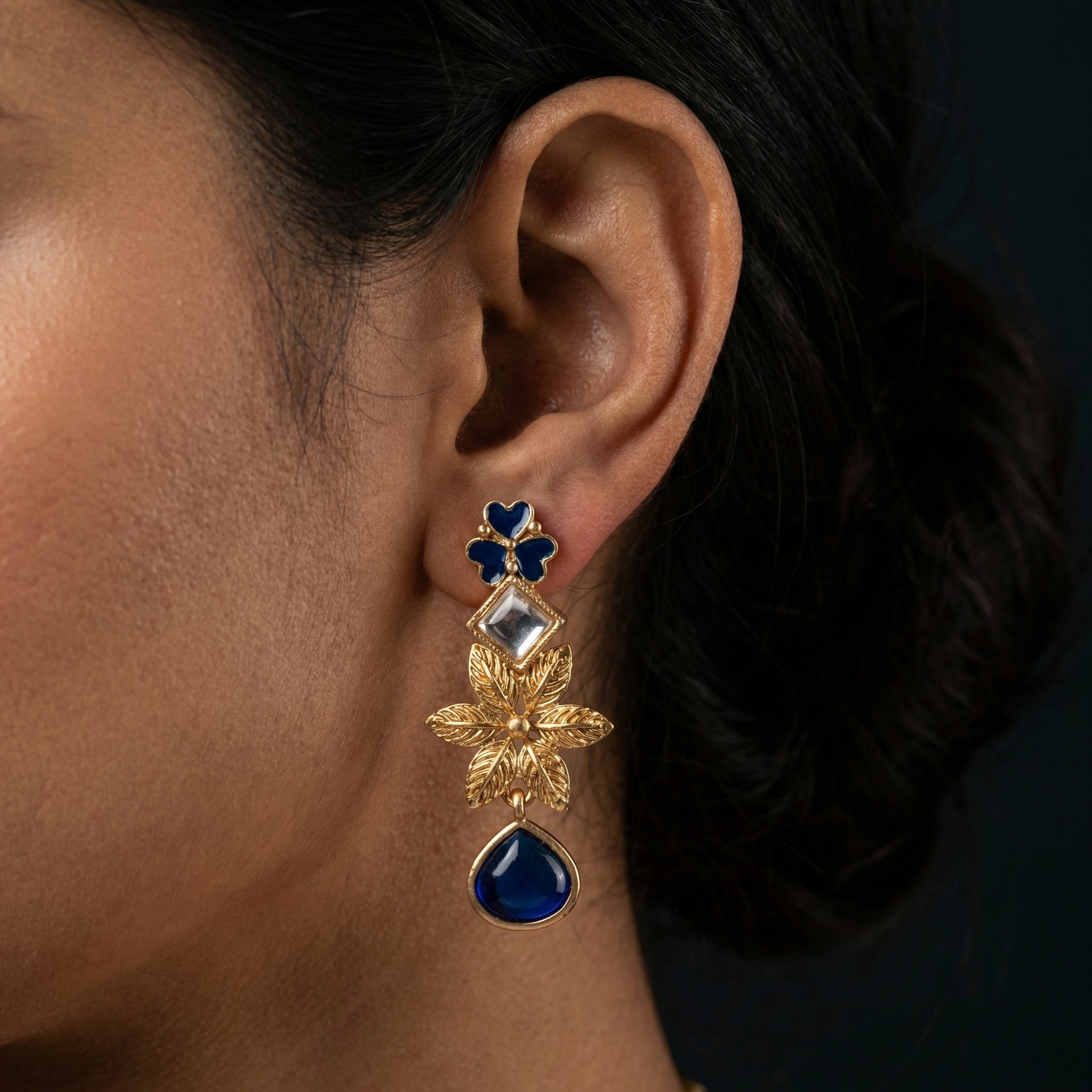 Ethereal Milky Ivory Leaf Filigree Jewelry Set - White & Gold Floral Necklace for Modern Brides - nandai.store