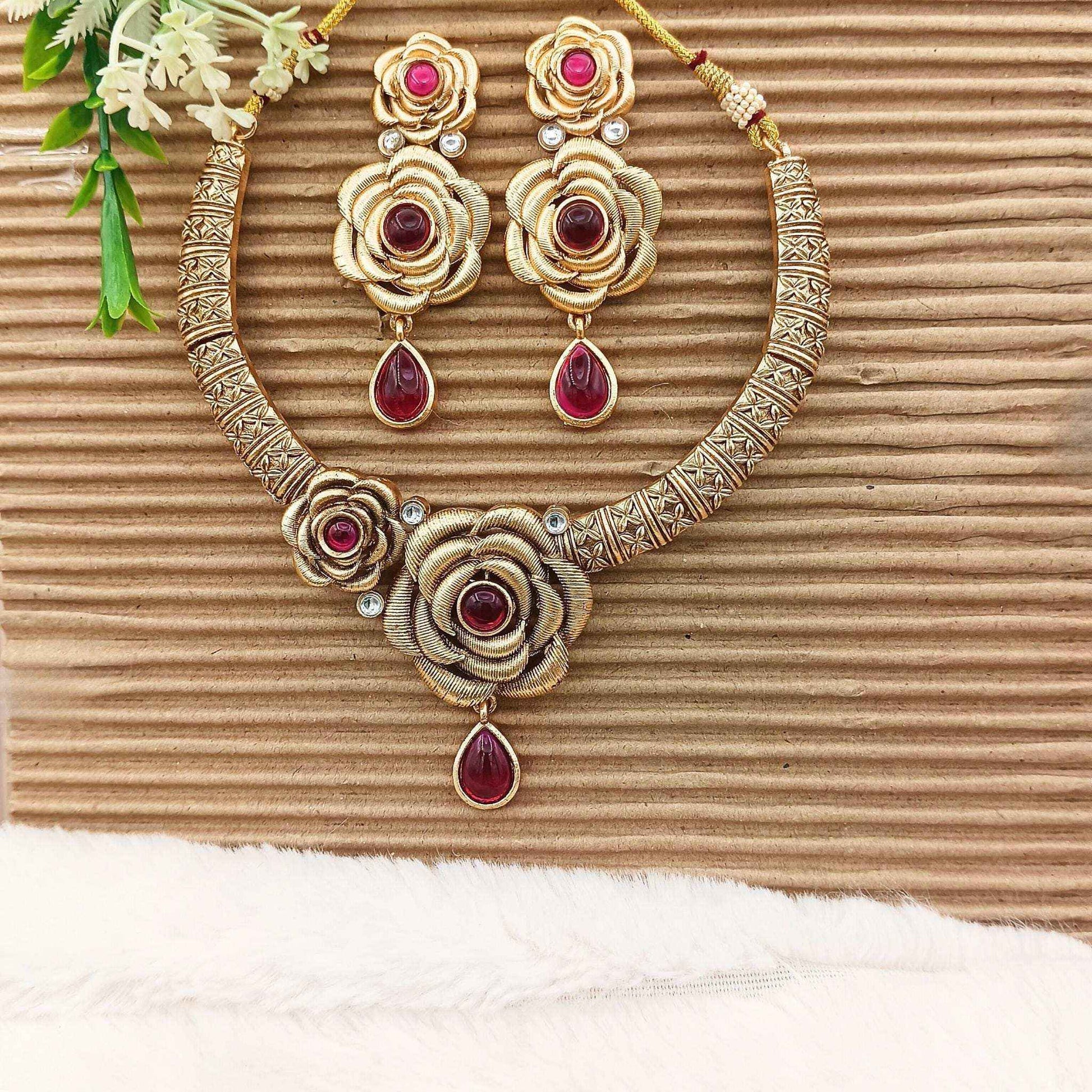 Hasadi Necklace | Rajwadi Rose Design with Green Stones Bridal Set