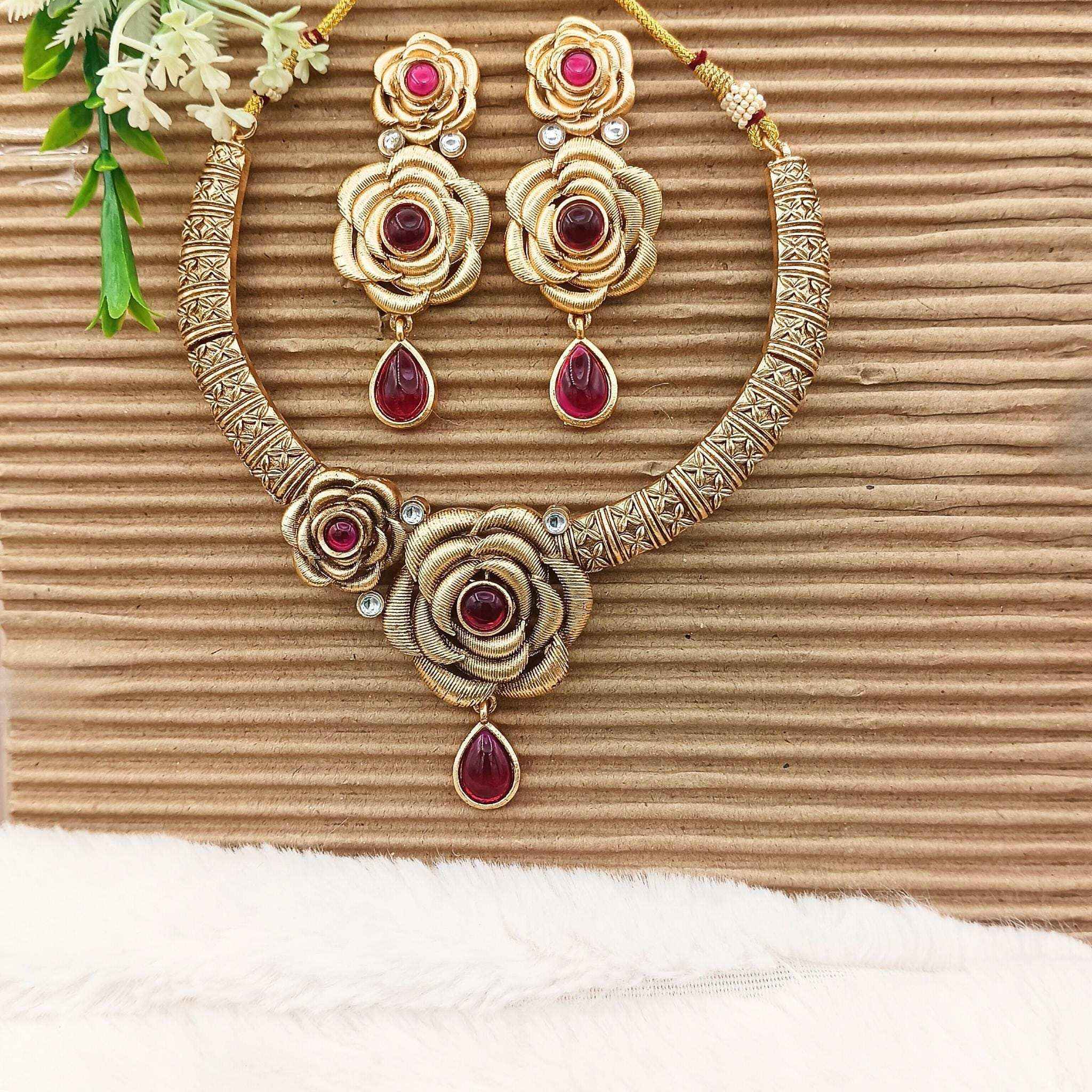 Hasadi Necklace | Rajwadi Rose Design with Green Stones Bridal Set