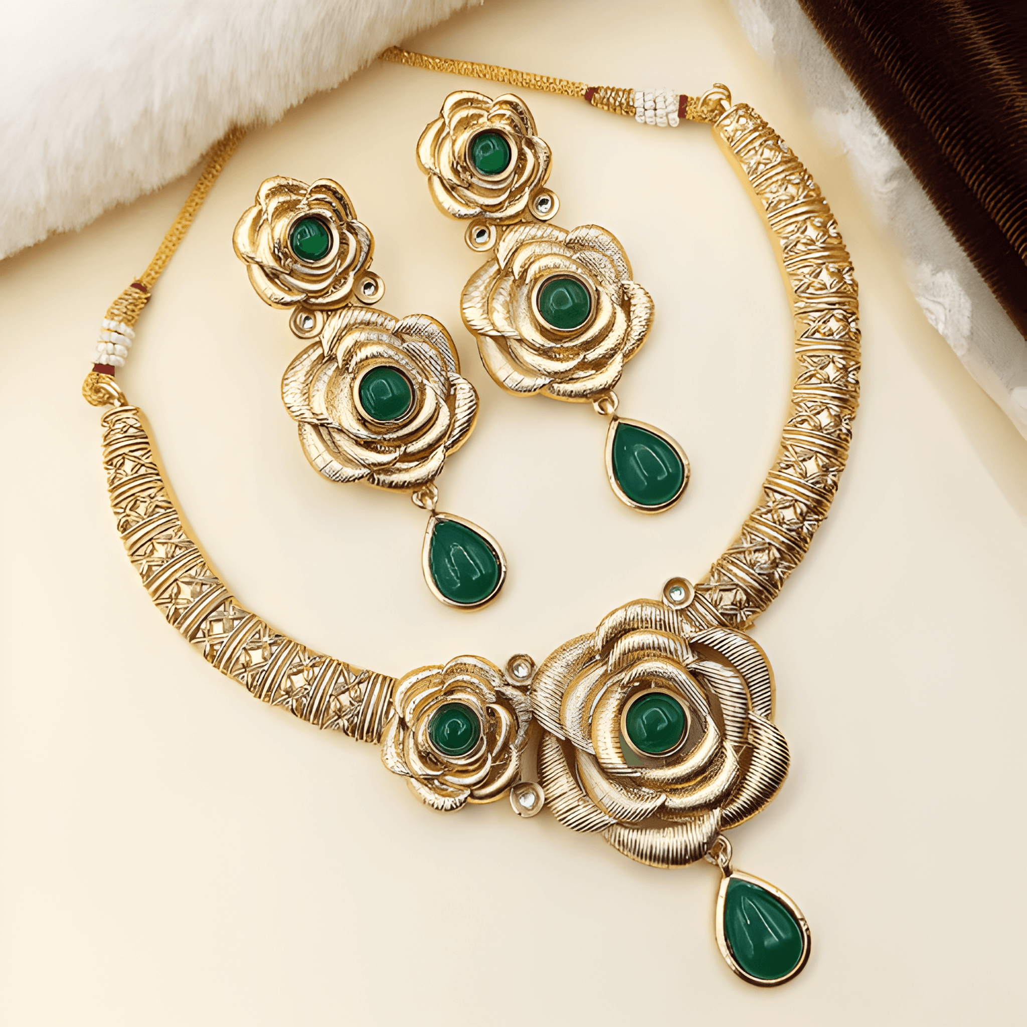 Hasadi Necklace | Rajwadi Rose Design with Green Stones Bridal Set